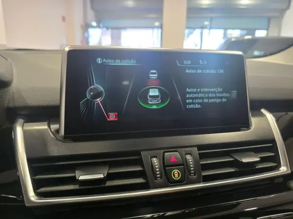 BMW 218 Active Tourer 2015 - 15890 EUR, 162866 km - AUTO.MOTO.pt - 162866km - foto 38 de 47