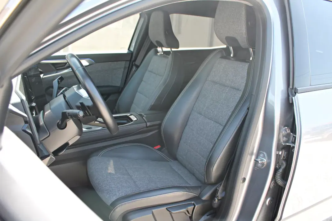 Renault Espace 2024 - 32980 EUR, 56000 km - 56000km - foto 9 de 22