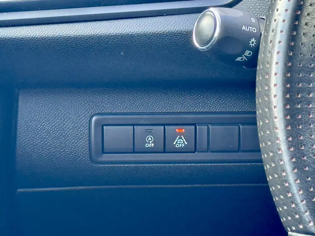 Peugeot 308 2020 - 14790 EUR, 30000 km - AUTO.MOTO.pt - 30000km - foto 15 de 29