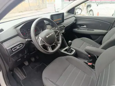 Dacia Sandero 2023 - 14900 EUR, 64868 km - 64868km - foto 4 de 31