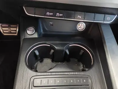 Audi A4 Avant 2017 - 21750 EUR, 126000 km - 126000km - foto 34 de 39