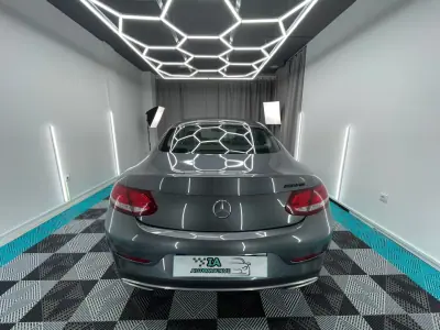 Mercedes-Benz C 180 2016 - 21999 EUR, 107000 km - AUTO.MOTO.pt - 107000km - foto 6 de 19