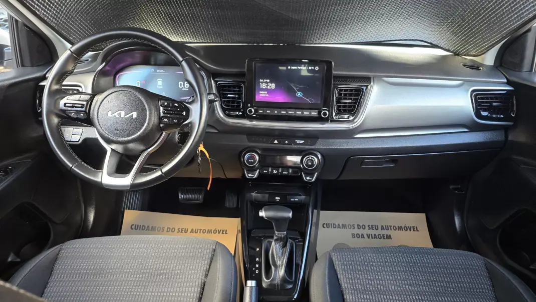 Kia Stonic 2024 - 19750 EUR, 21740 km - 21740km - foto 16 de 23