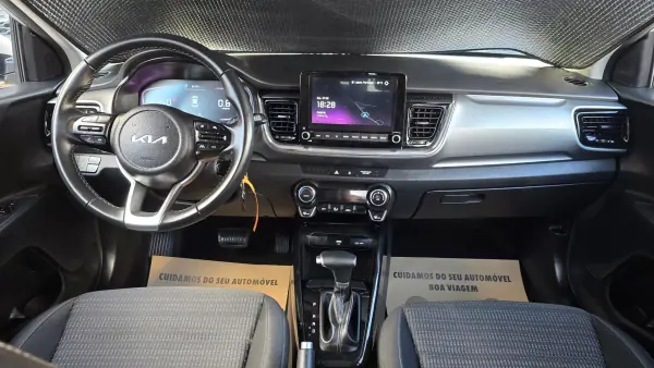 Kia Stonic 2024 - 19750 EUR, 21740 km - 21740km - foto 16 de 23
