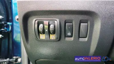 Renault Captur 2019 - 13950 EUR, 61525 km - AUTO.MOTO.pt - 61525km - foto 22 de 30