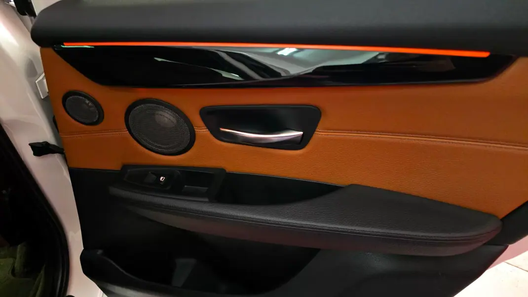 BMW 216 Active Tourer 2017 - 16990 EUR, 118407 km - AUTO.MOTO.pt - 118407km - foto 67 de 72