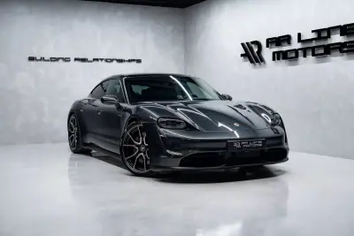 Porsche Taycan 2024 - 84950 EUR, 8000 km - AUTO.MOTO.pt - 8000km - foto 3 de 58