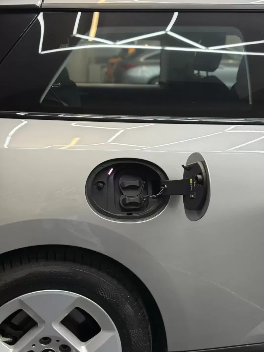 MINI Cooper S 2024 - 32800 EUR, 19100 km - AUTO.MOTO.pt - 19100km - foto 16 de 17