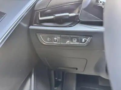 Kia Niro 2024 - 29500 EUR, 27615 km - AUTO.MOTO.pt - 27615km - foto 16 de 26