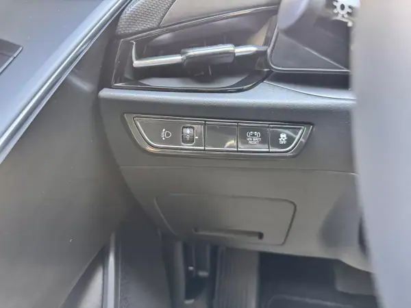 Kia Niro 2024 - 29500 EUR, 27615 km - AUTO.MOTO.pt - 27615km - foto 16 de 26