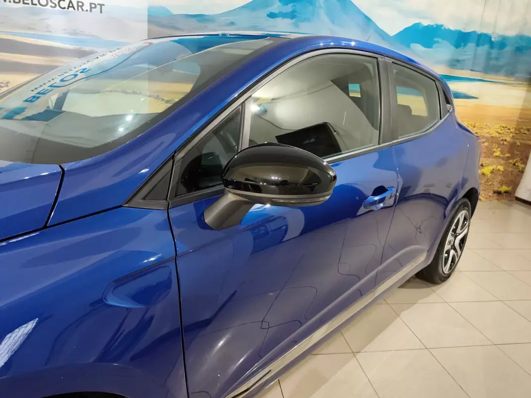 Renault Clio 2021 - 13350 EUR, 87000 km - AUTO.MOTO.pt - 87000km - foto 5 de 25