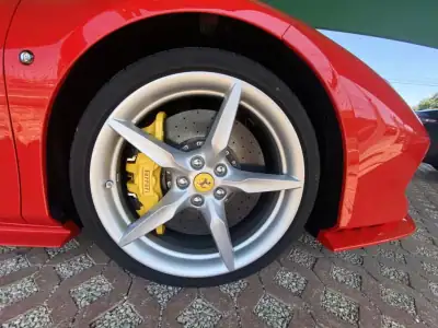 Ferrari F8 Tributo 2022 - 425600 EUR, 4336 km - AUTO.MOTO.pt - 4336km - foto 29 de 54