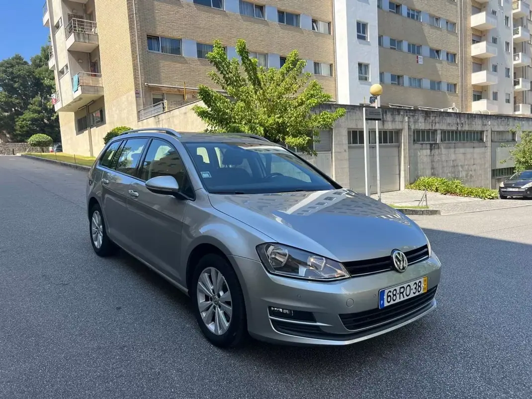 Volkswagen Golf Variant 2016 - 12950 EUR, 173000 km - AUTO.MOTO.pt - 173000km - foto 1 de 15
