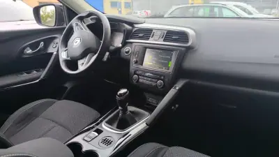 Renault Kadjar 2015 - 11900 EUR, 165000 km - AUTO.MOTO.pt - 165000km - foto 13 de 15