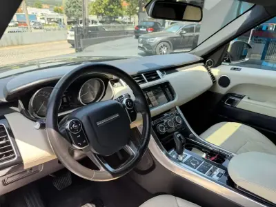Land Rover Range Rover Sport 2015 - 33900 EUR, 157000 km - AUTO.MOTO.pt - 157000km - foto 16 de 18