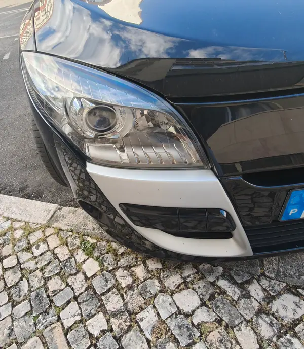 Renault Mégane Coupe 2010 - 6500 EUR, 210000 km - 210000km - foto 8 de 8