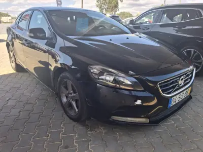 Volvo V40 2012 - 250000km