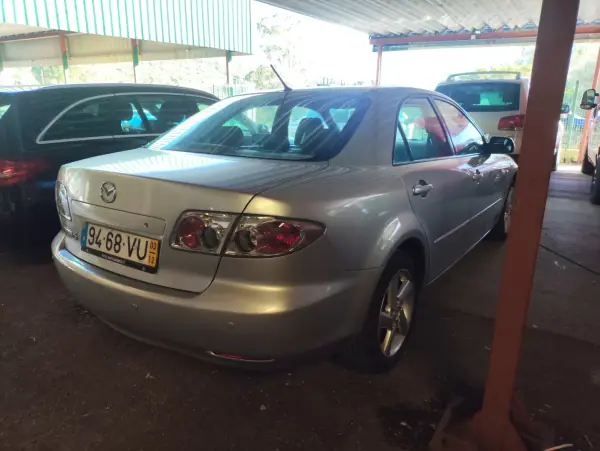 Mazda 6 2003 - 4800 EUR, 481815 km - AUTO.MOTO.pt - 481815km - foto 3 de 5