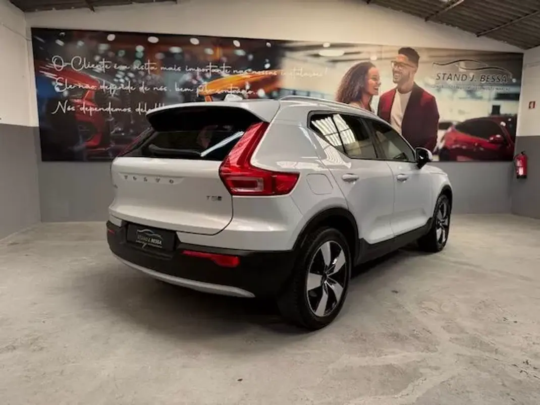 Volvo XC 40 2020 - 23900 EUR, 160000 km - AUTO.MOTO.pt - 160000km - foto 6 de 23