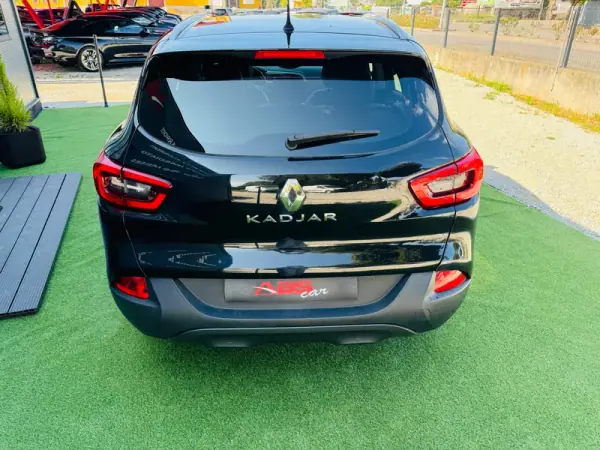 Renault Kadjar 2016 - 18000 EUR, 105000 km - AUTO.MOTO.pt - 105000km - foto 11 de 32