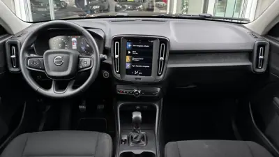 Volvo XC 40 2019 - 20999 EUR, 108121 km - AUTO.MOTO.pt - 108121km - foto 8 de 18