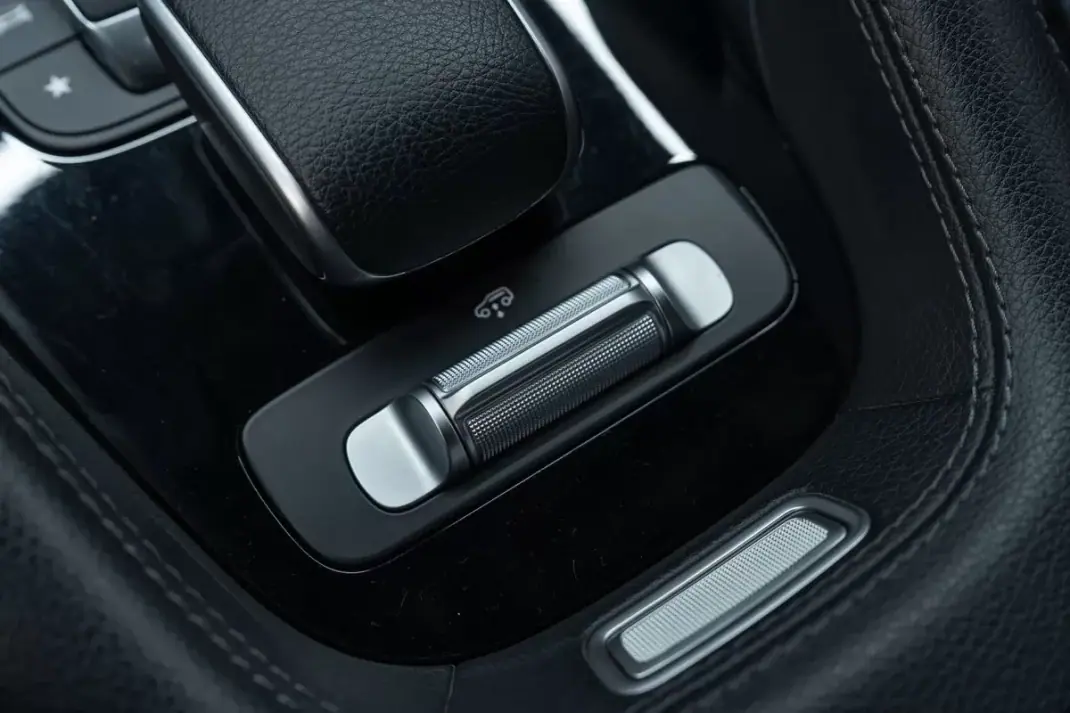 Mercedes-Benz GLE 350 2023 - 81950 EUR, 74000 km - AUTO.MOTO.pt - 74000km - foto 57 de 60