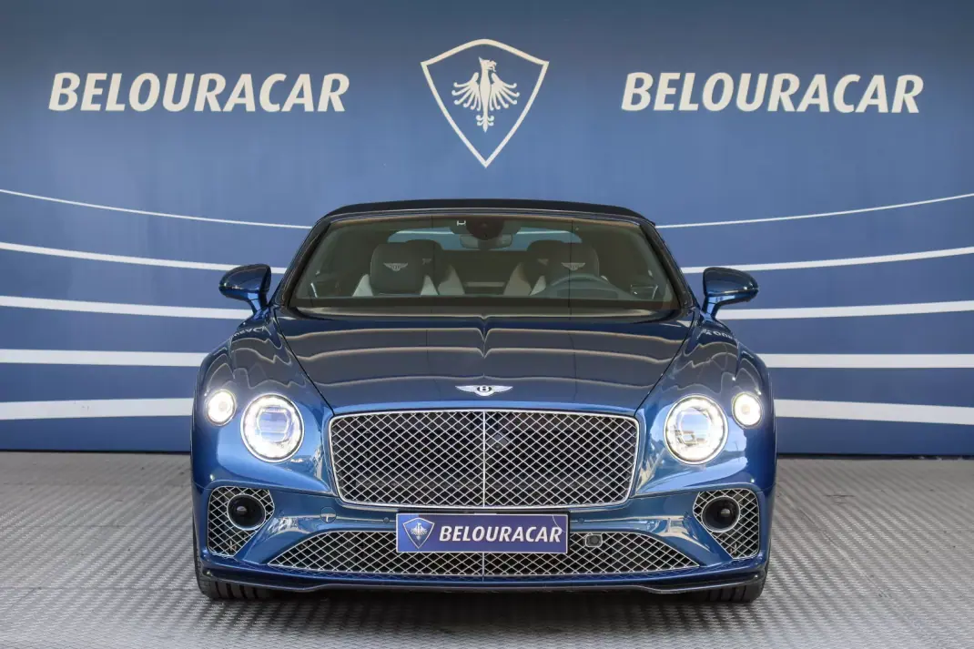 Bentley Continental GTC 2021 - 250000 EUR, 19562 km - 19562km - foto 4 de 28