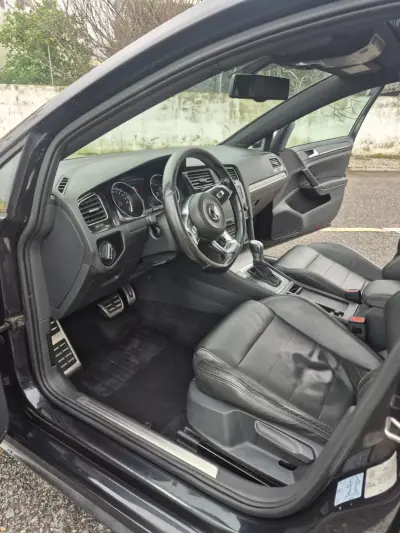 Volkswagen Golf 2016 - 15490 EUR, 211638 km - AUTO.MOTO.pt - 211638km - foto 18 de 28