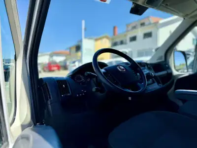 Fiat Ducato 2.2 M-Jet L3H3 140Cv | IVA DEDUTÍVEL 2023 - 28950 EUR, 33000 km - AUTO.MOTO.pt - 33000km - foto 10 de 22