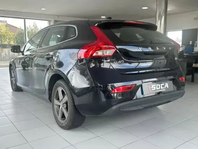 Volvo V40 Cross Country 2013 - 8750 EUR, 292850 km - 292850km - foto 5 de 34