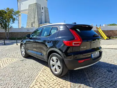 Volvo XC 40 2020 — foto 5 de 26