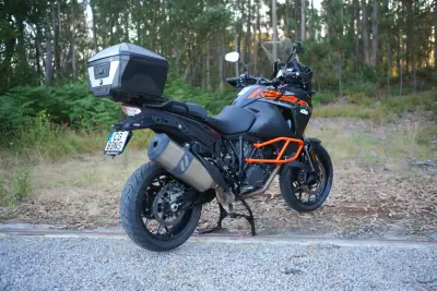 KTM 1290 Super Adventure 2018 - 12490 EUR, 50500 km - AUTO.MOTO.pt - 50500km - foto 8 de 27