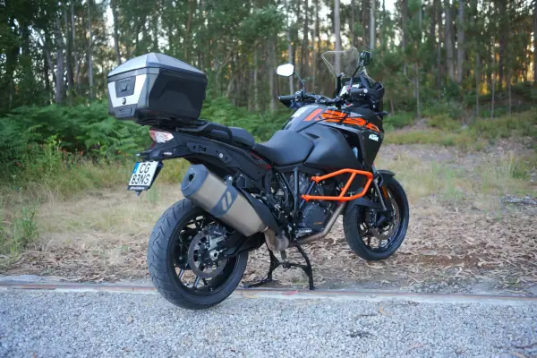 KTM 1290 Super Adventure 2018 - 12490 EUR, 50500 km - AUTO.MOTO.pt - 50500km - foto 8 de 27
