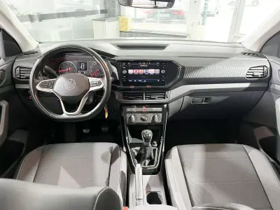 Volkswagen T-Cross 2021 - 17800 EUR, 37392 km - AUTO.MOTO.pt - 37392km - foto 10 de 21