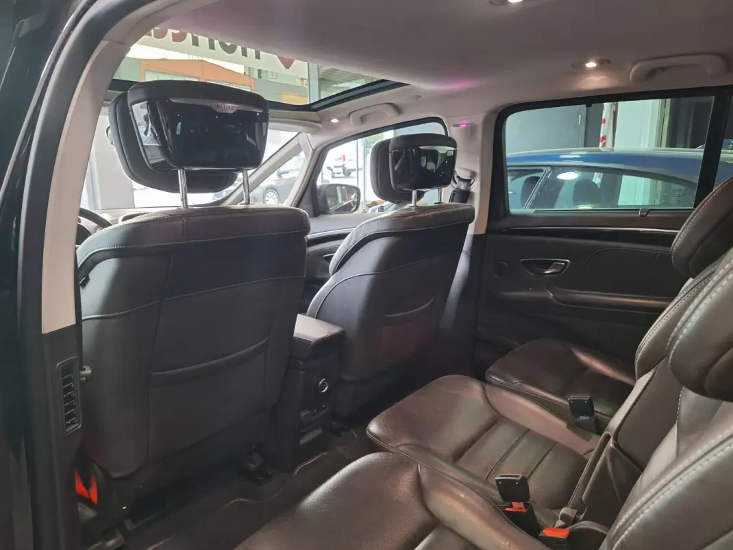 Renault Espace 2015 - 12490 EUR, 253000 km - 253000km - foto 16 de 28