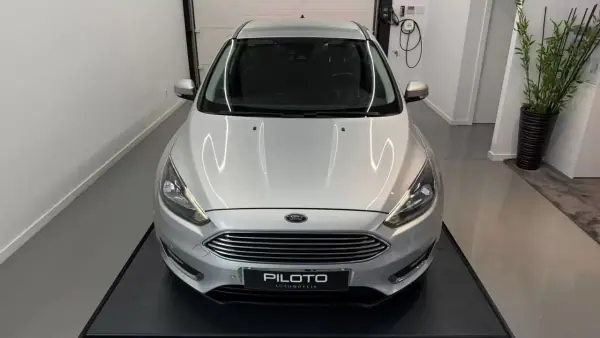 Ford Focus 2018 - 9990 EUR, 168157 km - AUTO.MOTO.pt - 168157km - foto 3 de 33