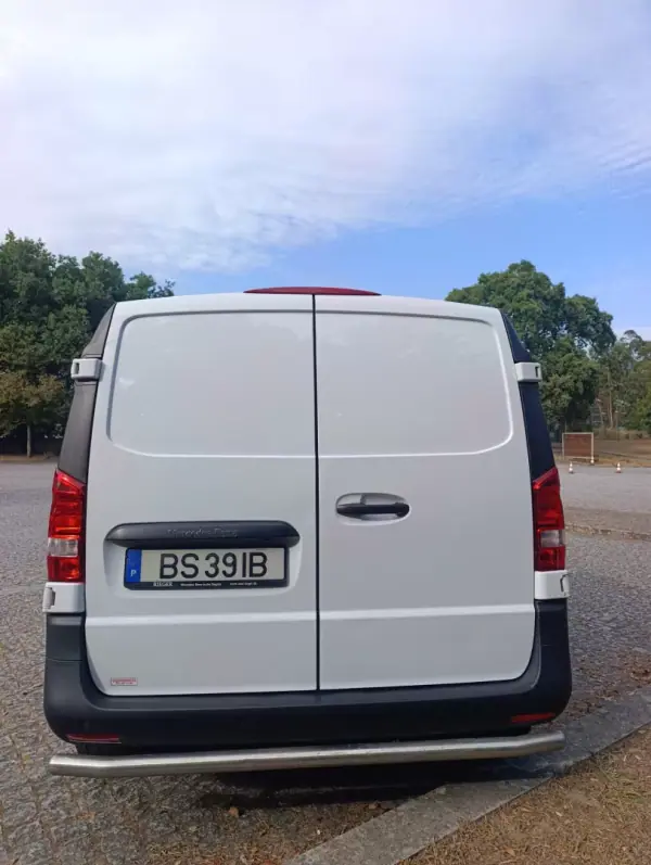 Mercedes-Benz 2020 - 20350 EUR, 114000 km - AUTO.MOTO.pt - 114000km - foto 5 de 15