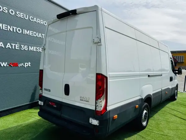 Iveco Daily 2019 - 23500 EUR, 190000 km - AUTO.MOTO.pt - 190000km - foto 7 de 23