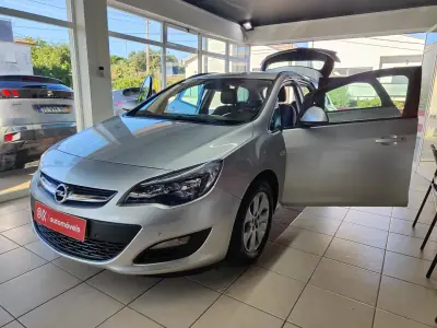 Opel Astra Sports Tourer 2015 - 8350 EUR, 208000 km - AUTO.MOTO.pt - 208000km - foto 21 de 33
