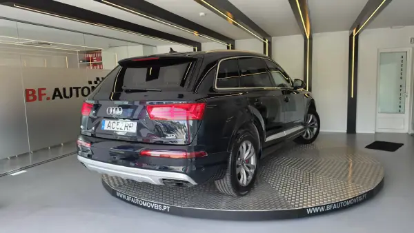 Audi Q7 2015 - 33900 EUR, 144656 km - AUTO.MOTO.pt - 144656km - foto 19 de 67