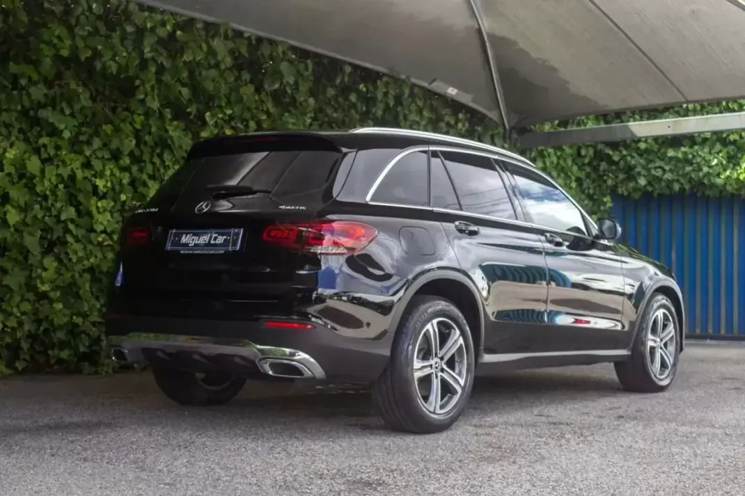 Mercedes-Benz GLC 220 2020 - 40900 EUR, 85000 km - AUTO.MOTO.pt - 85000km - foto 8 de 19