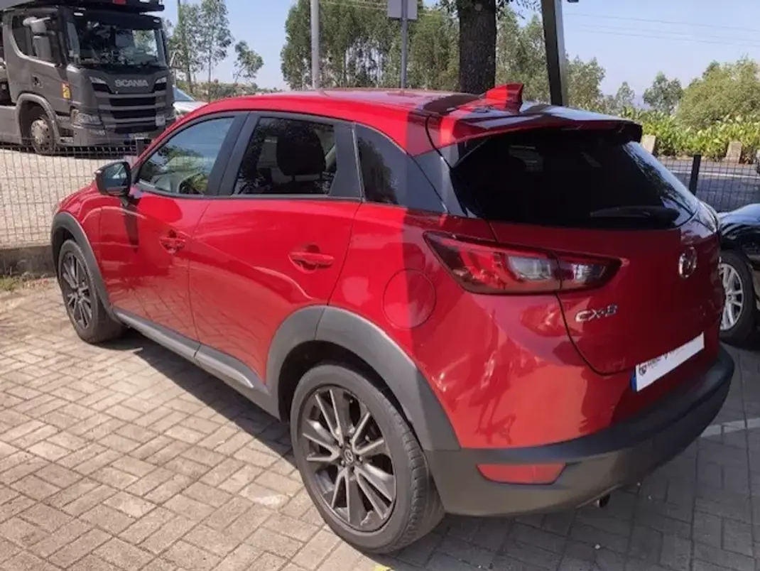 Mazda CX-3 2015 - 13500 EUR, 130000 km - 130000km - foto 2 de 8