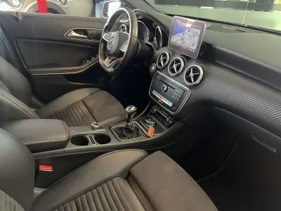 Mercedes-Benz A 160 2018 - 18600 EUR, 138840 km - AUTO.MOTO.pt - 138840km - foto 16 de 22