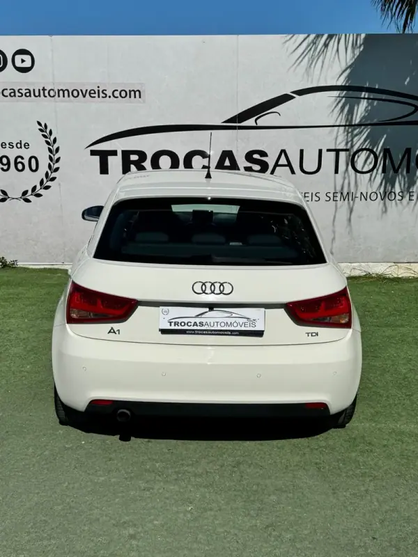 Audi A1 Sportback 2012 - 14990 EUR, 131815 km - AUTO.MOTO.pt - 131815km - foto 18 de 27