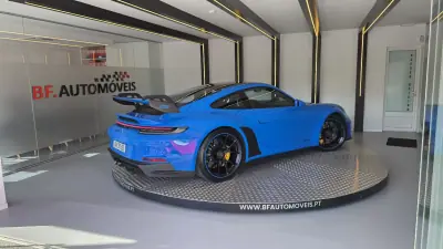 Porsche 992 2023 - 245000 EUR, 18096 km - AUTO.MOTO.pt - 18096km - foto 7 de 56