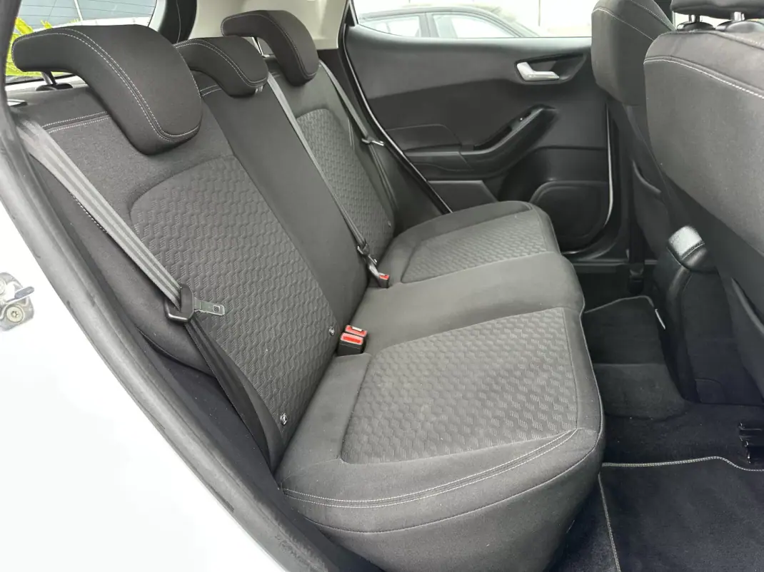 Ford Fiesta 2022 - 15200 EUR, 120000 km - 120000km - foto 52 de 57