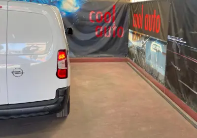 Opel COMBO 2023 - 16899 EUR, 23000 km - 23000km - foto 16 de 38