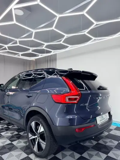 Volvo XC 40 2021 - 25000 EUR, 159000 km - AUTO.MOTO.pt - 159000km - foto 6 de 21