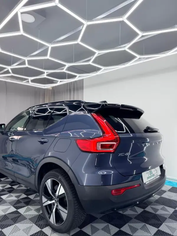Volvo XC 40 2021 - 25000 EUR, 159000 km - AUTO.MOTO.pt - 159000km - foto 6 de 21