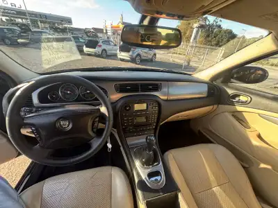 Jaguar S-Type 2004 - 11000 EUR, 298190 km - AUTO.MOTO.pt - 298190km - foto 9 de 10